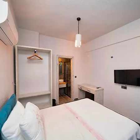 Only Blue Mansion 1 فندق مبيت وإفطار
